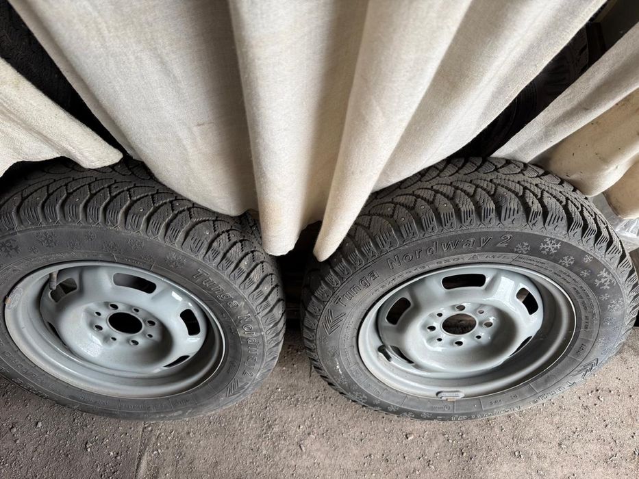 Продам диски с зимней резиной