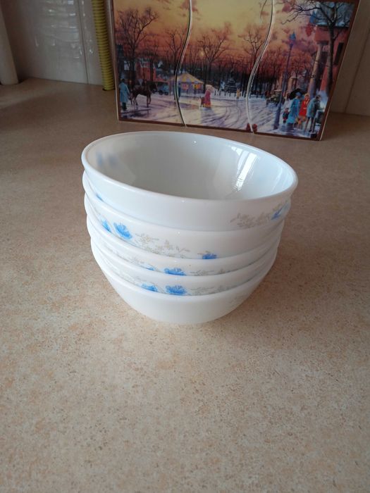 пиалы, пиалушки французские, с клеймом на дне пиалы.