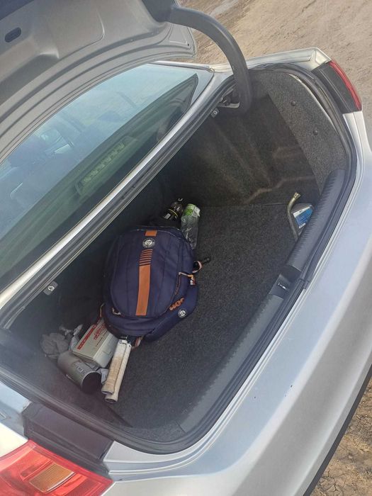 vand urgent VW JETTA 1.6 Diesel - 4000 Euro