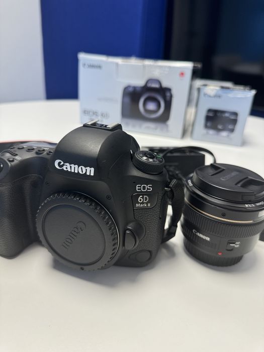 Фотоаппарат Canon EOS 6D Mark II Body + объектив