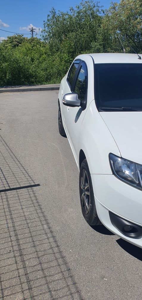 Vand dacia logan 2016 luna 8