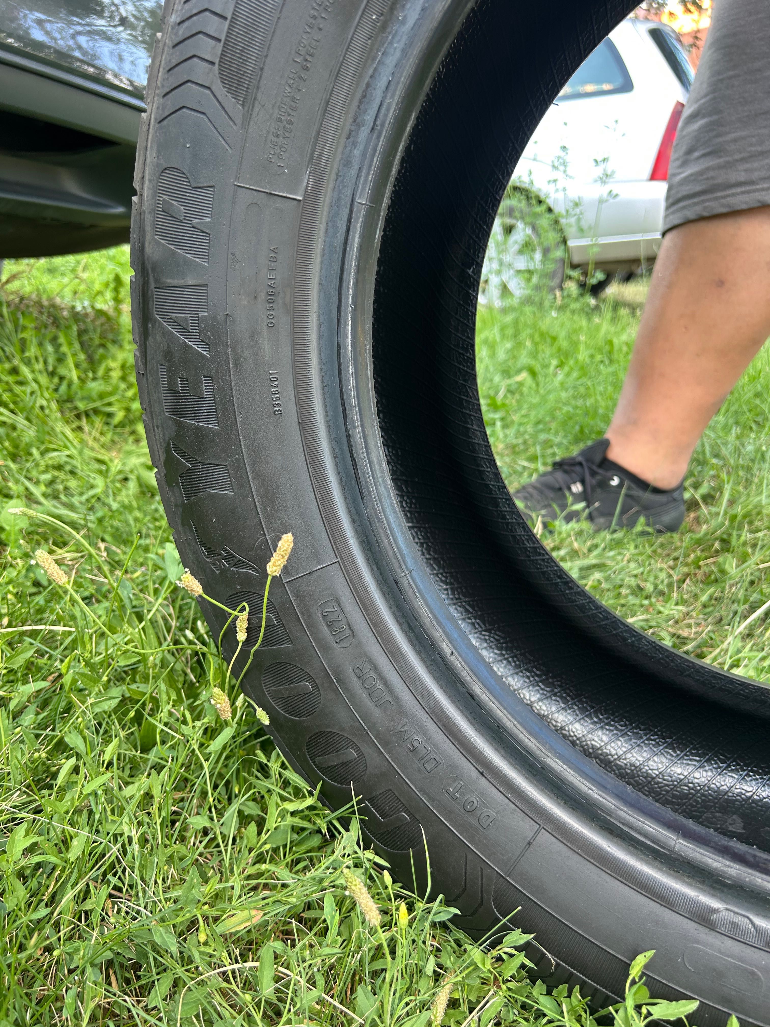 Летни гуми Goodyear 215/60/16