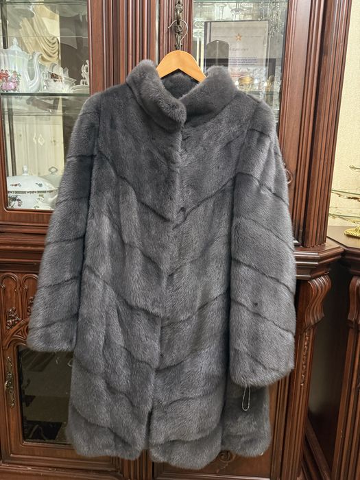 Продам норковую шубу