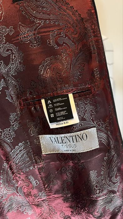 sacou negru elegant Valentino