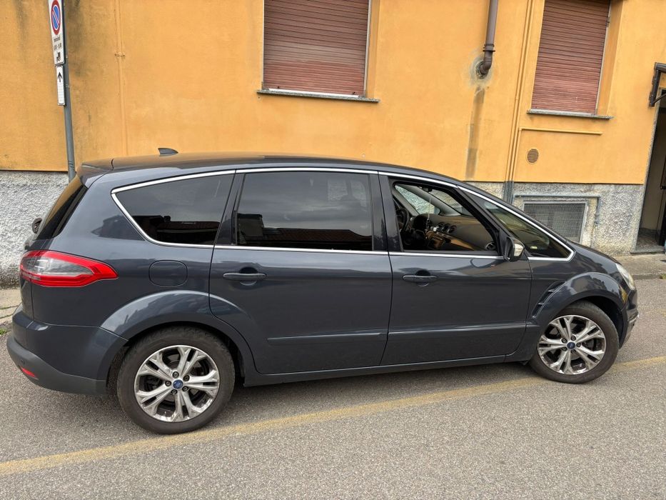 Vand Ford S Max 2012