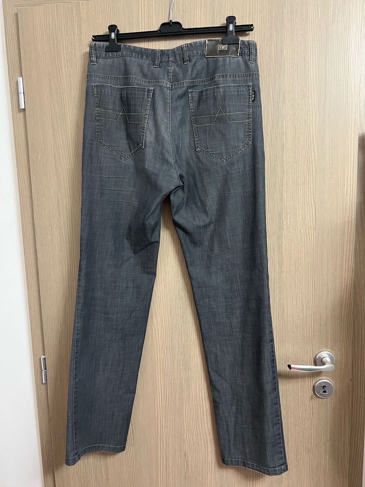 pantaloni vip playboy