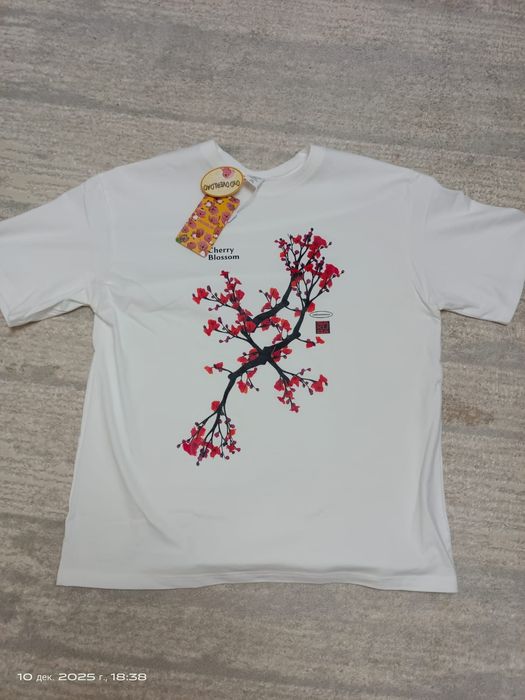 Футболка Cherry blossom