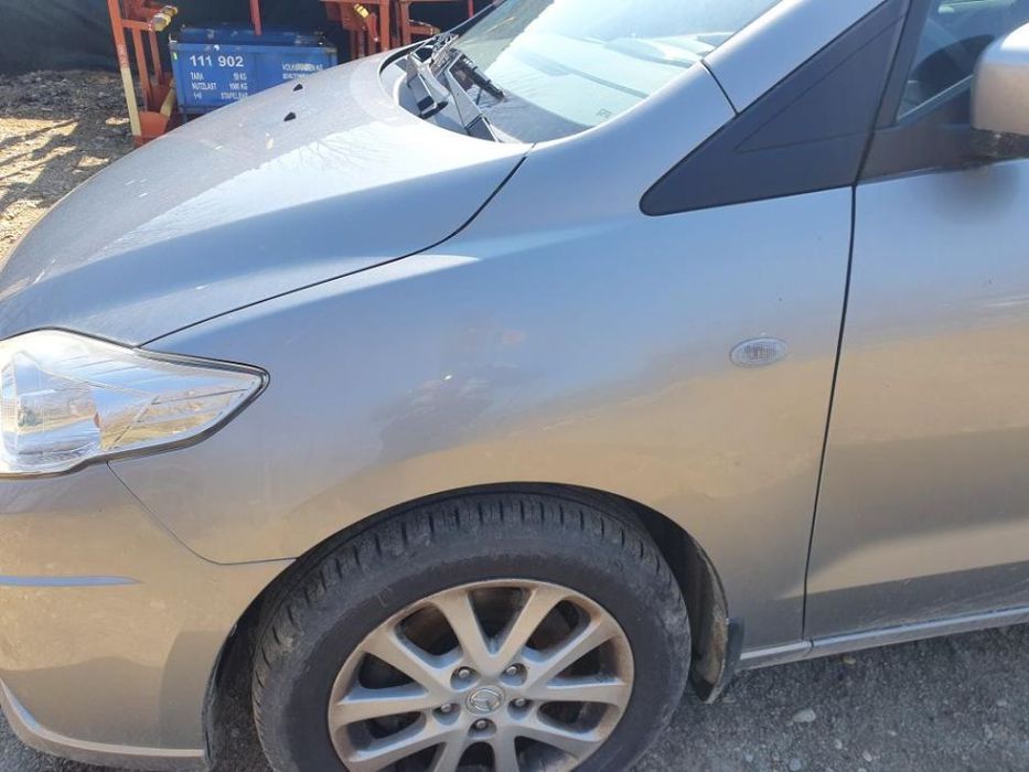 Aripa stanga Mazda 5 an 2005-2010