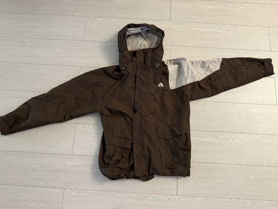 Geaca Nike ACG stare ft buna