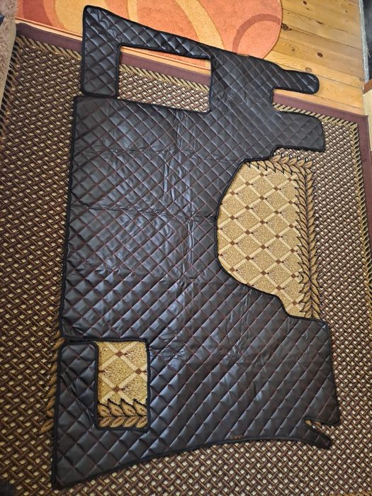 Кожена постелка за  Mercedes actros MP4