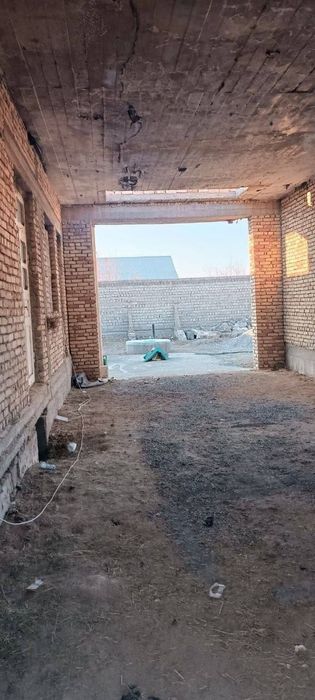 Ховли сотилади 6 сутик