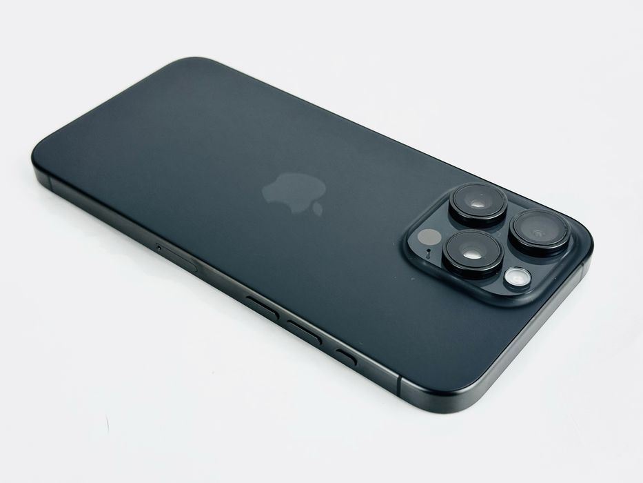 Apple iPhone 15 Pro 1TB Black Titanium 90% Батерия! Гаранция!