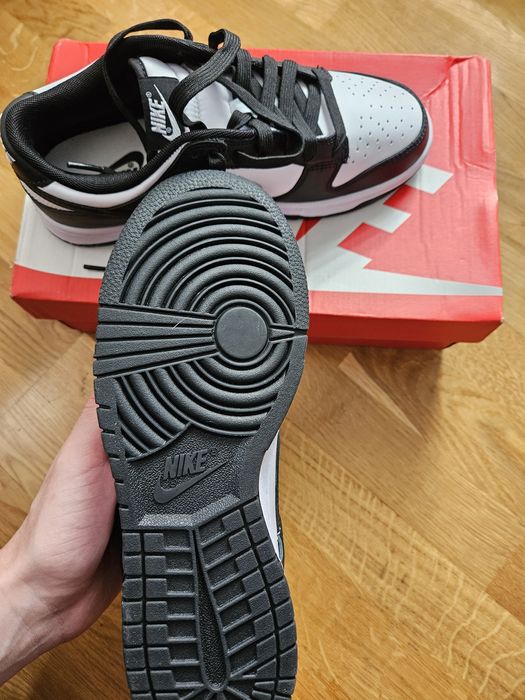 Adidasi Nike dunk panda low