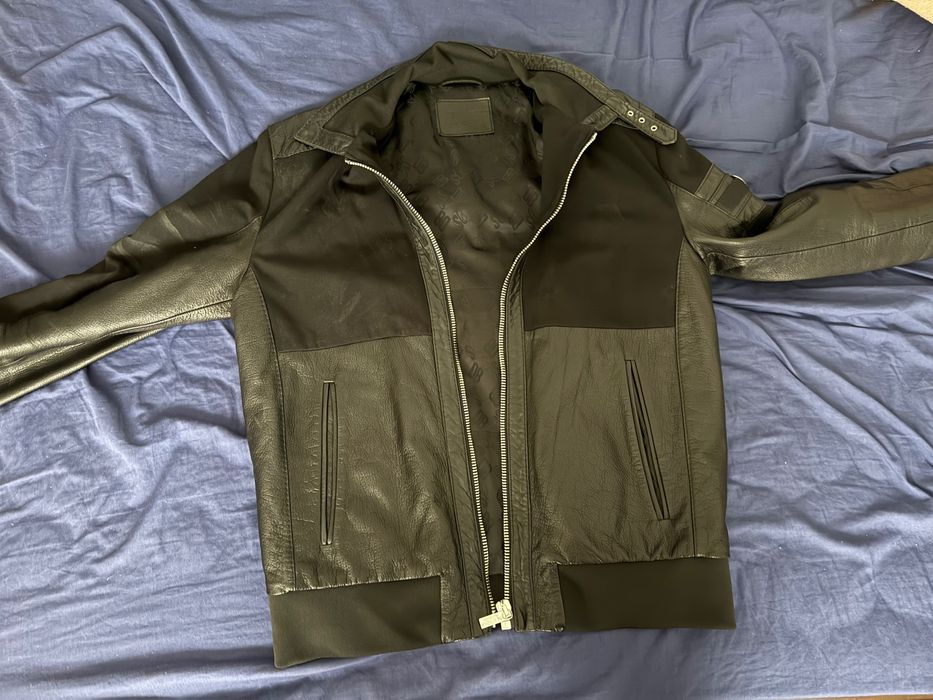 Dirk Bikkembergs яке