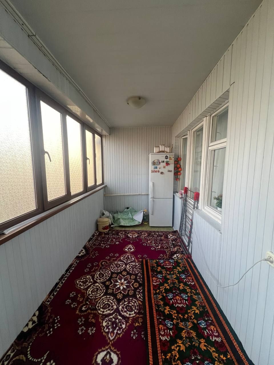 Uy sotiladi Vatniyda srochniy 28000$ kami bor