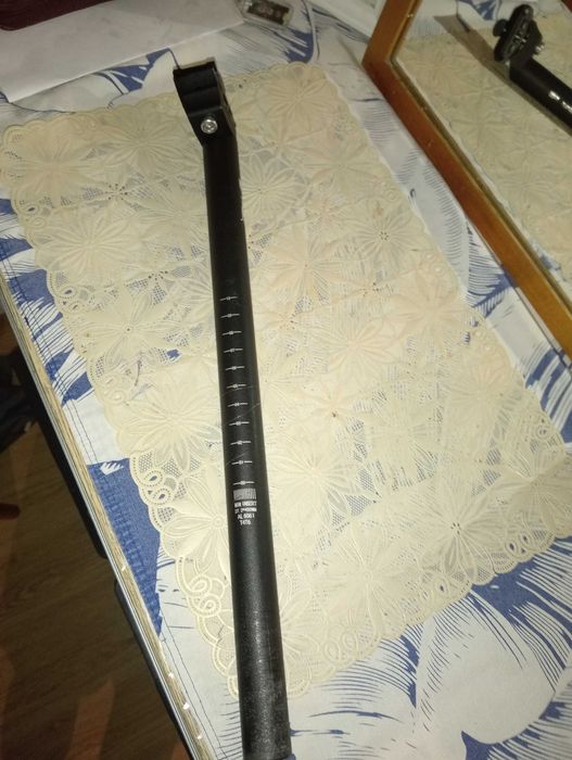 Tija de bicicleta pentru scaun