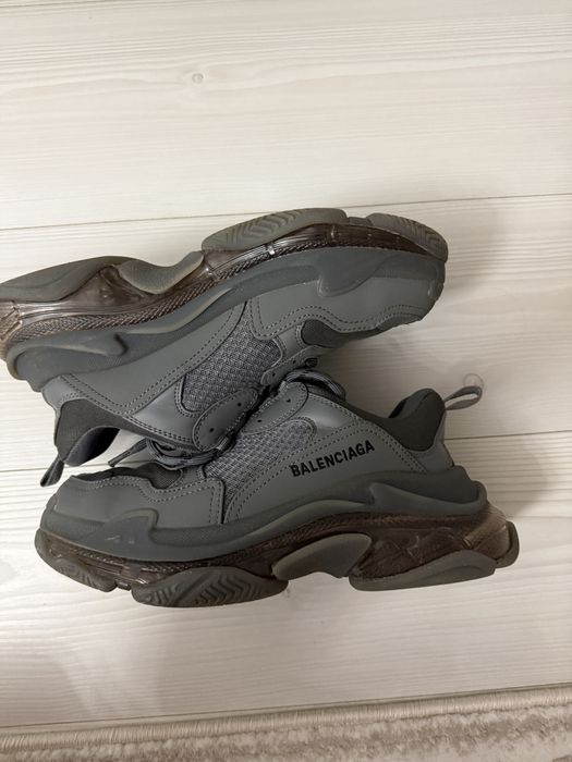 Balenciaga triple s