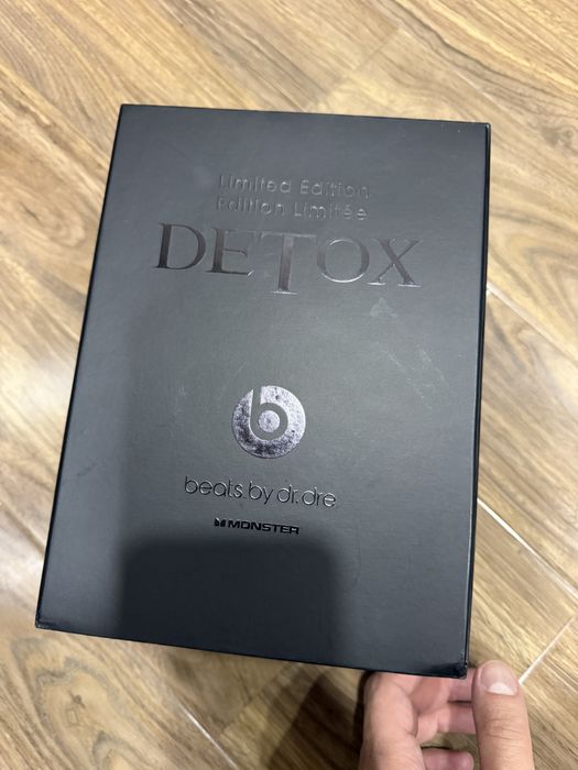 Продаются наушники Beats Pro Limited Edition (Detox)