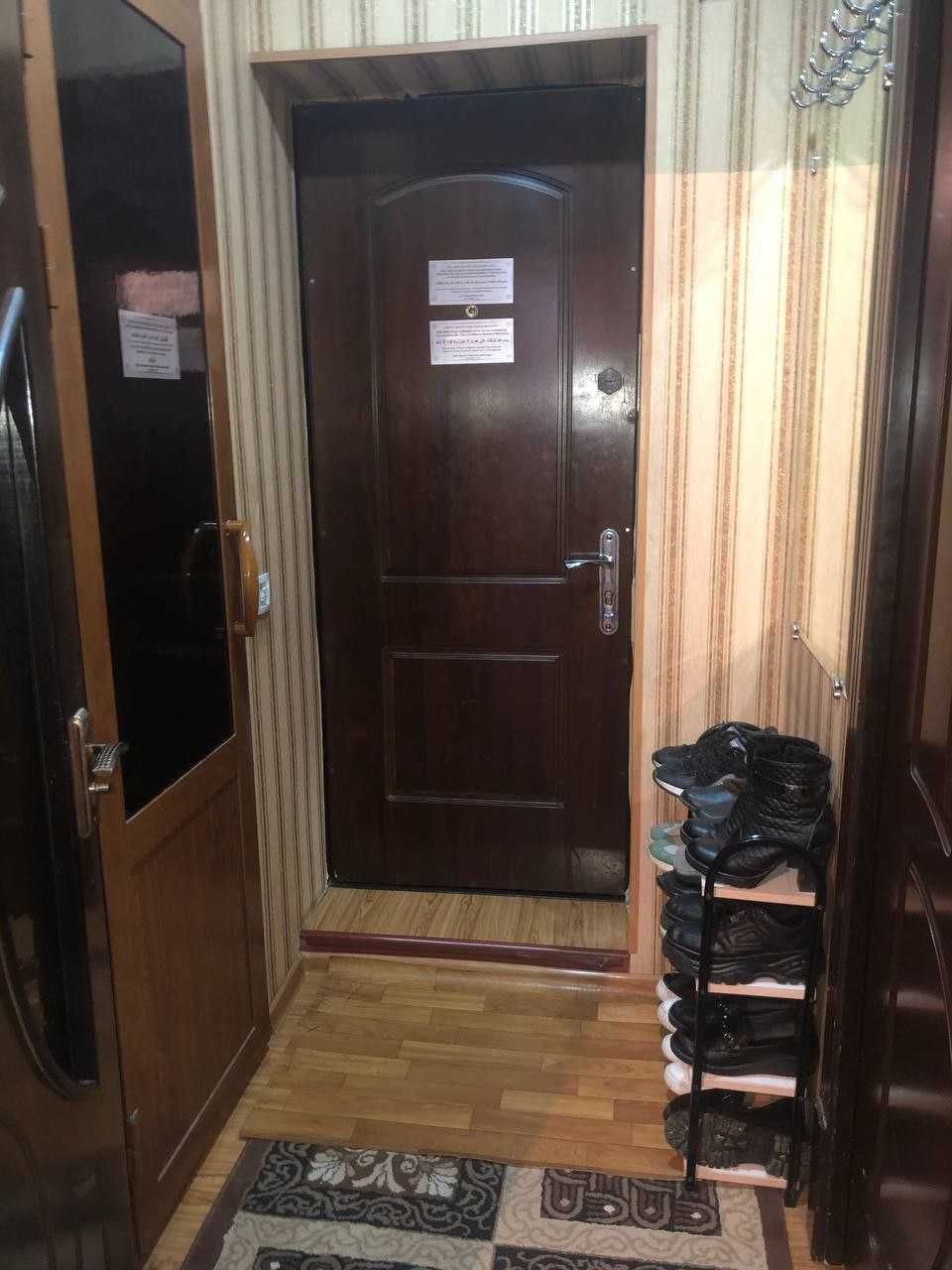 Набийевда 1 хона 2 хона клинган 1.5га 3 балкони бор йулли йузи