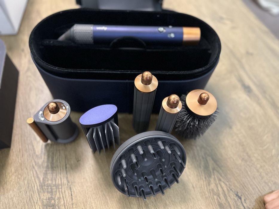 Dyson airwrap complete long volumise