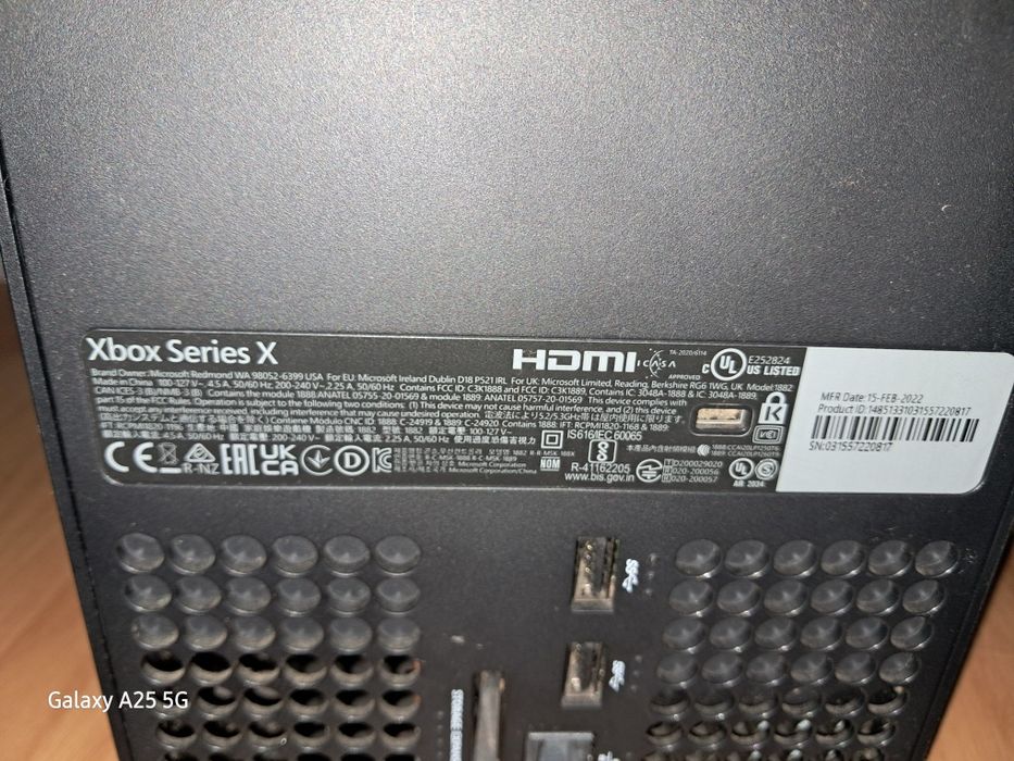Vind xbox  x 1TB  + 6 jocuri xbox one 2000 lei 
Cine este interesat te