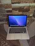 Macbook Pro 13 2015 retina.. procesor i5..8g RAM..stocare ssd 256gb