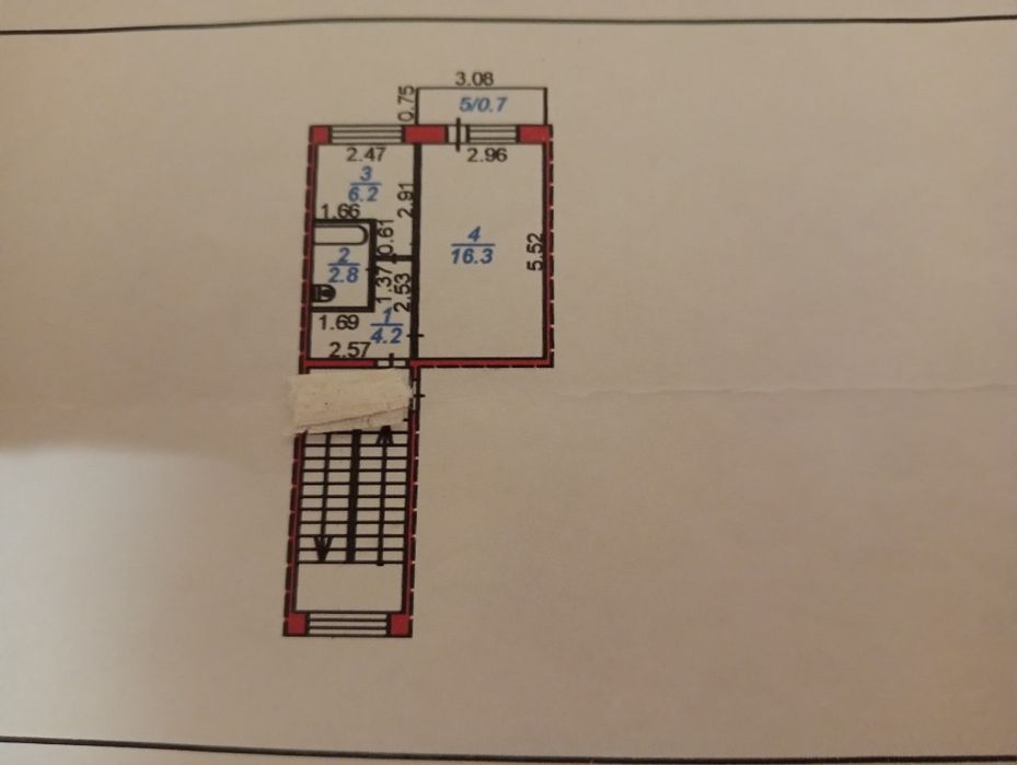 Продаю  квартиру  однакомнатную, мкр 13,  дом 24. Садик и школа  рядом