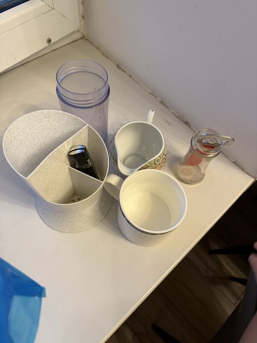 Отдам посуды для дома