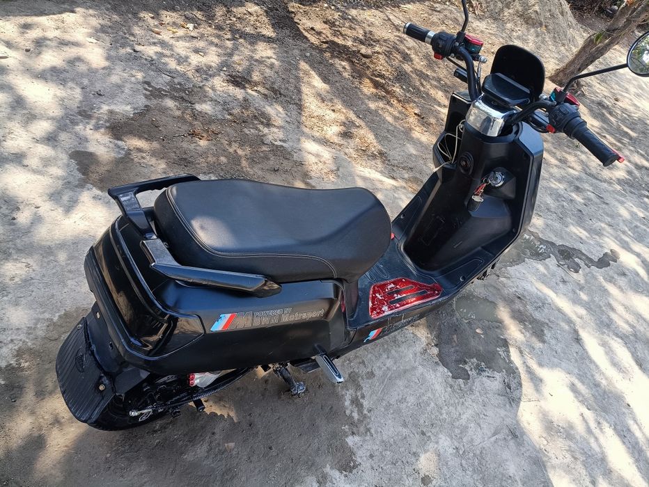 Skuter redlayin bwm