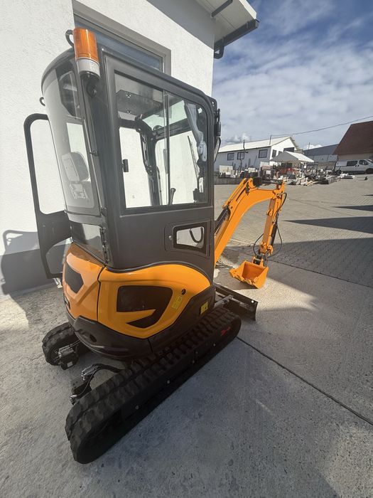 Vand Mini excavator - Motor Kubota - 2.5tone - 18kw - Fabricatie 2025!