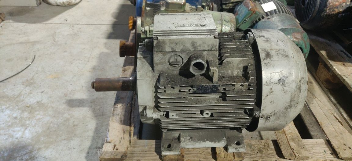 Motor electric trifazat Siemens, 15kW, 3000rpm, 380V