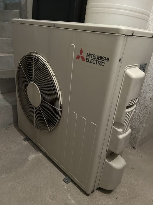 Хиперинвенторен 1800 BTU + мулти сплит външно тяло