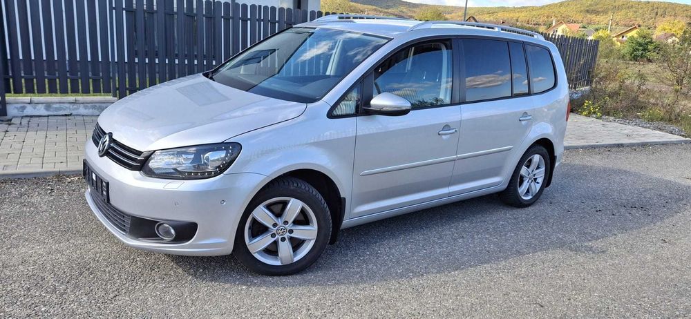 Vand Vw Touran ,an 2013,motor 2.0 Diesel,Euro 5