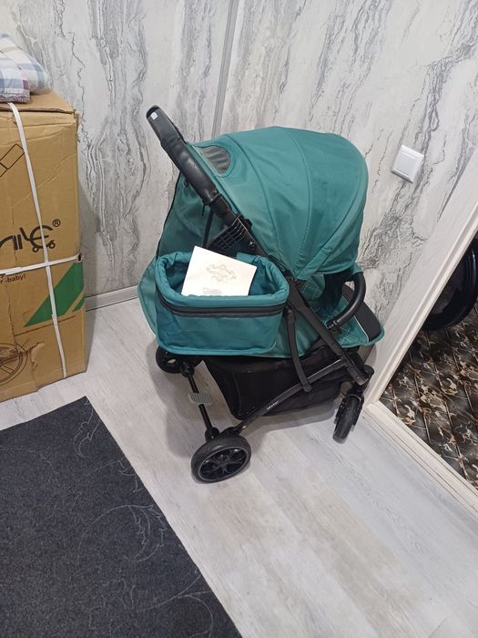 Продаётся фирменный чемодан коляска MSTAR