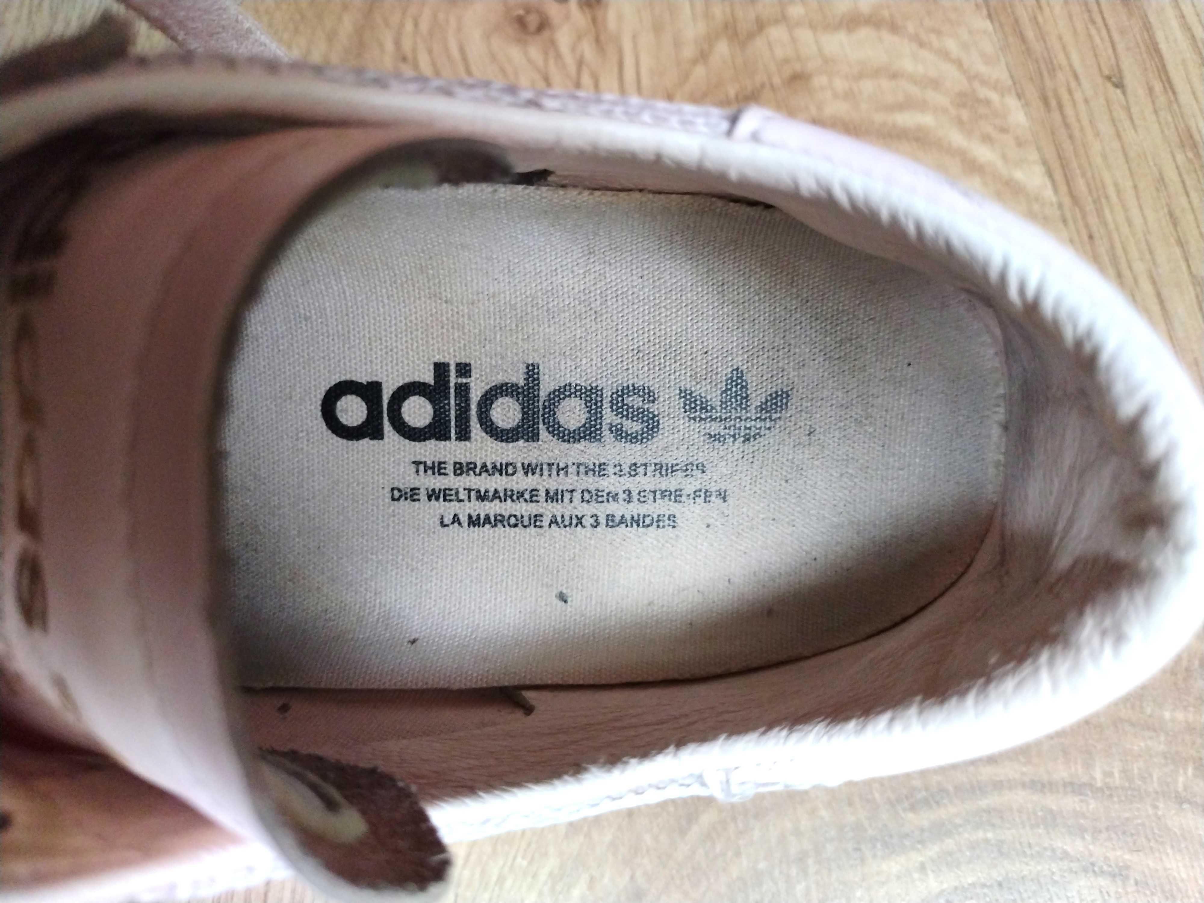 Adidas - дамски кожени маратонки №39