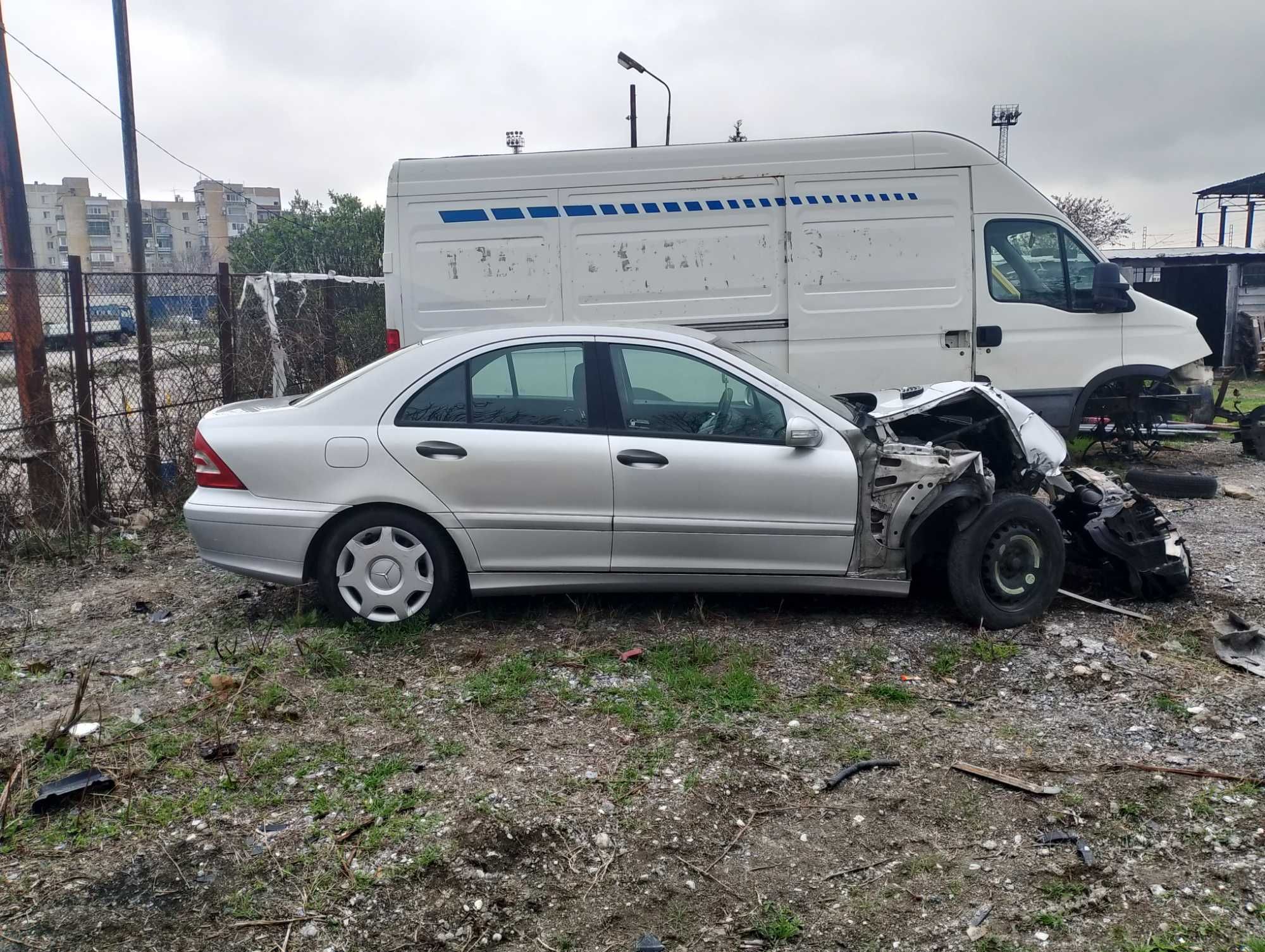 Mercedes C220/ W203 2002г фейслифта на ЧАСТИ!