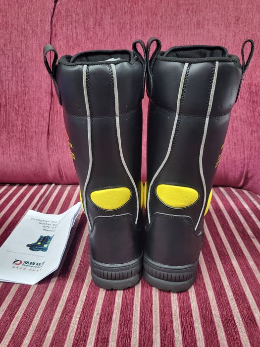 Пожарникарски кубинки 45 номер