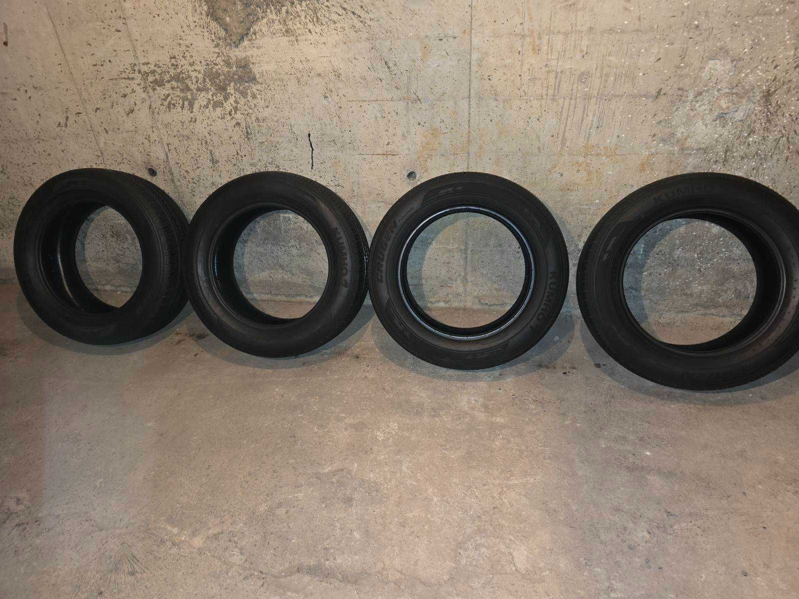 4 бр. 235/60/R18 - Kumho Crugen Premium/KL33 - от Santa Fe 2024