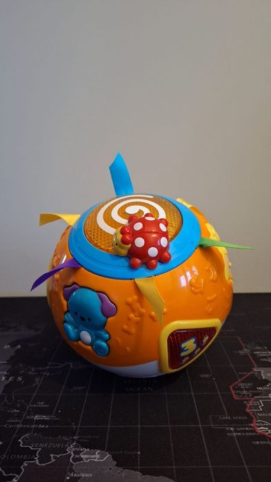 Jucarie interactiva Vtech, Minge magica