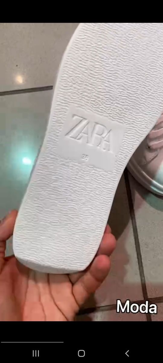 Кроссовки  женские  ZARA