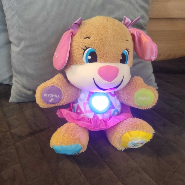 Fisher price умното плюшено куче