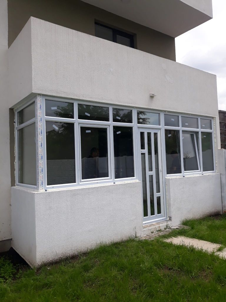 Tamplarie PVC - Termopane - Usi / Ferestre