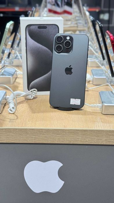 Телефон iPhone 15 Pro Max 256gb / Айфон 15 Про Макс 256ГБ 82%
