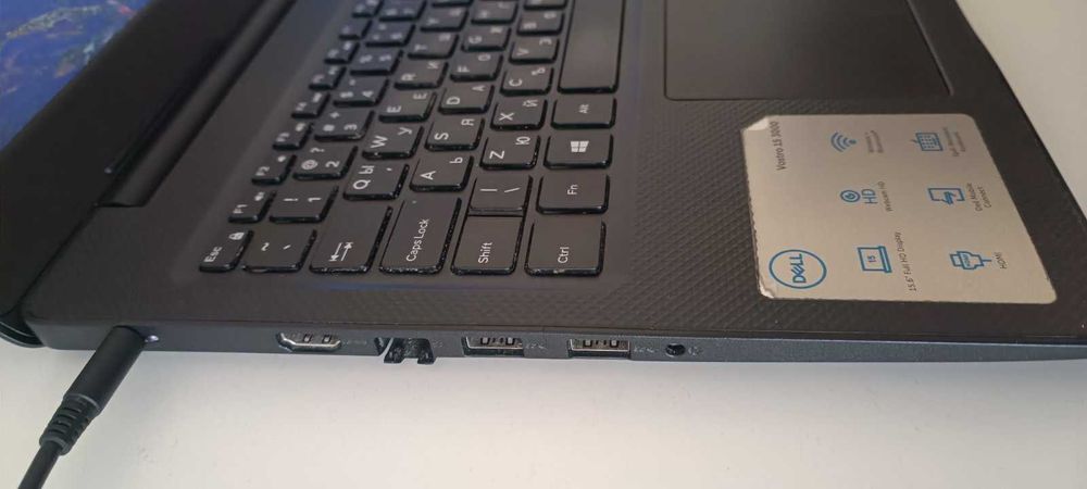 DELL Vostro 3590