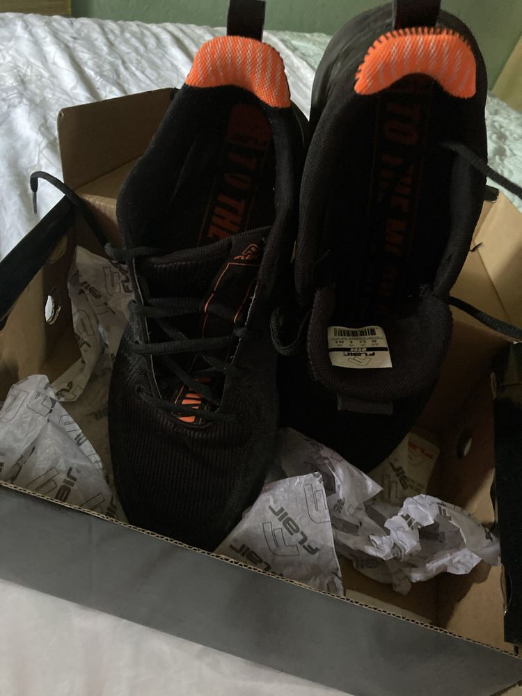 Изгодно Flair Moon Runinng