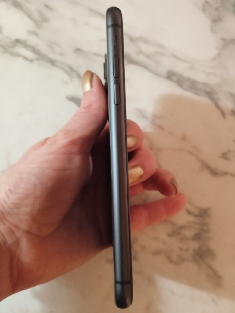 iPhone 11 black...