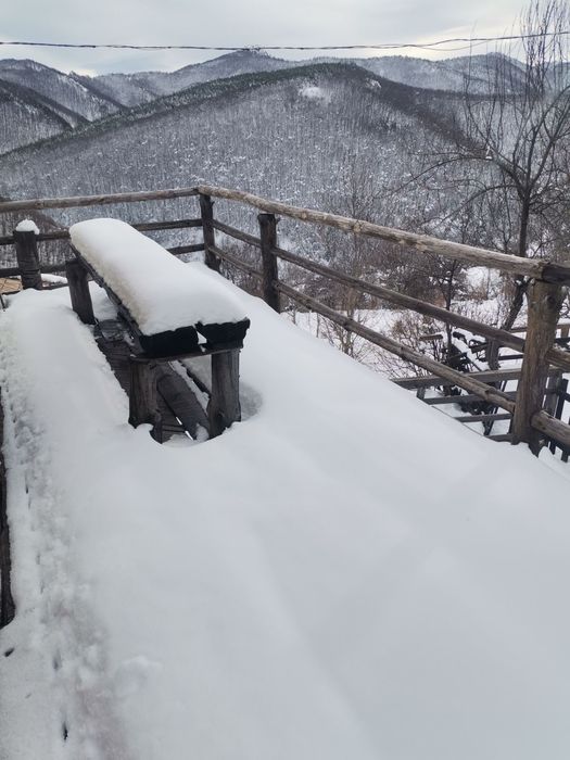 Продавам  три къщи в Сини връх - Чотрова  махала