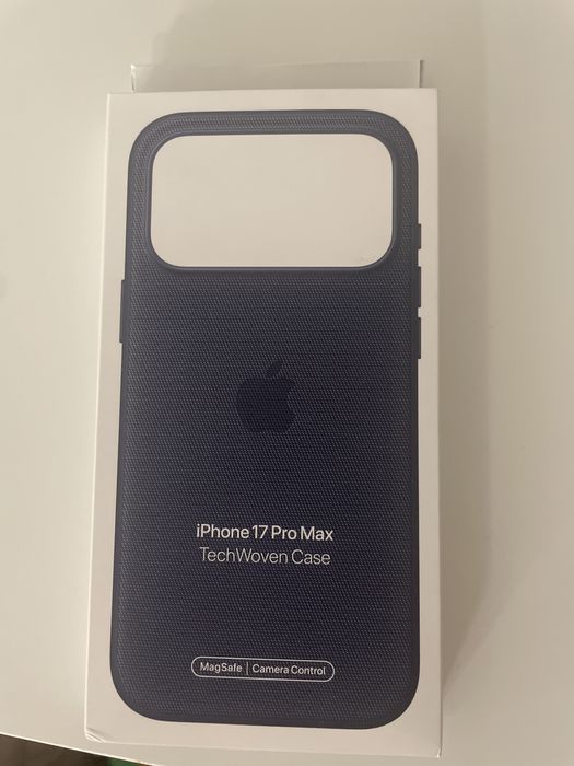 Husa Iphone 17pro max originala, TechWoven