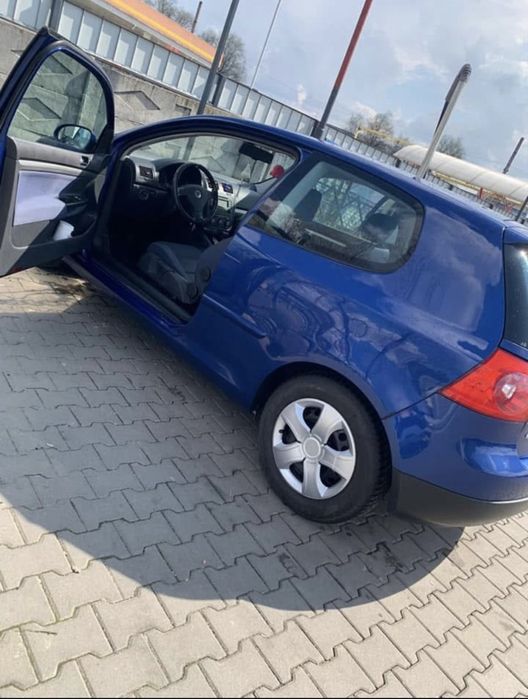 Volkswagen Golf 5 – 1.4 Benzină – 2005