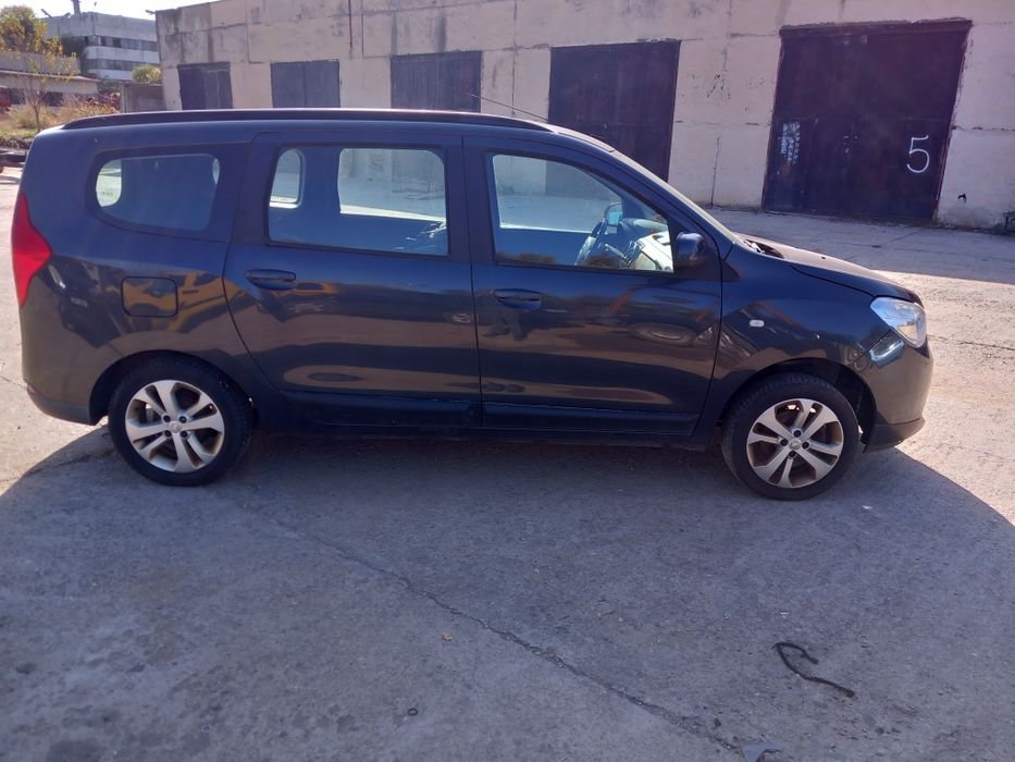 Дачия лоджи Dacia lodgy